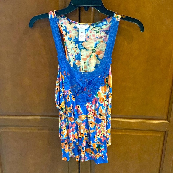 Candies Blouse - Picture 2 of 3